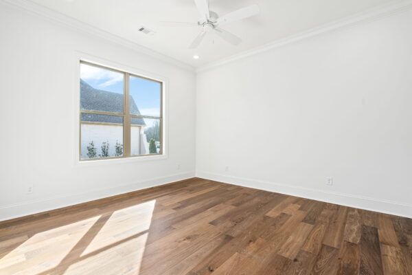 13-web-or-mls-705 Bethesda Court-12