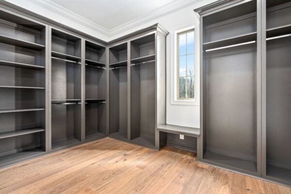 21-web-or-mls-705 Bethesda Court-19