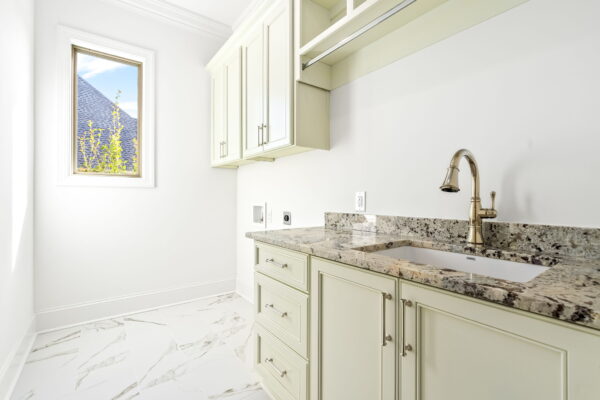 22-web-or-mls-705 Bethesda Court-21