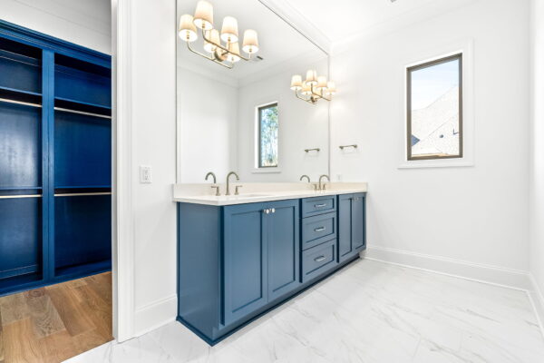 17-web-or-mls-713 Bethesda Court-18