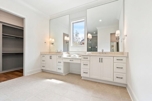 13-web-or-mls-13 - Master Bathroom